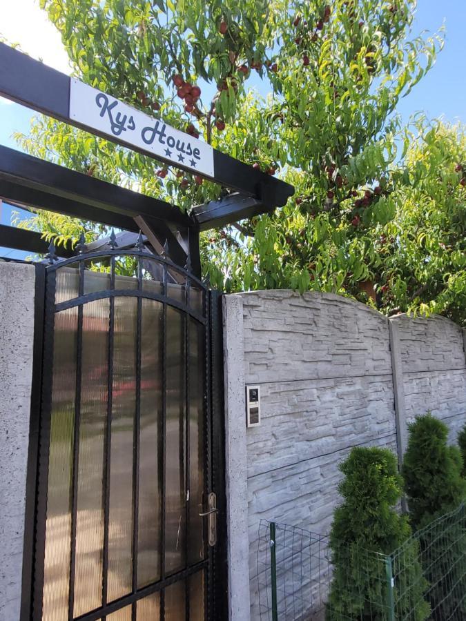 Kys House Hotel Текиргьол Екстериор снимка